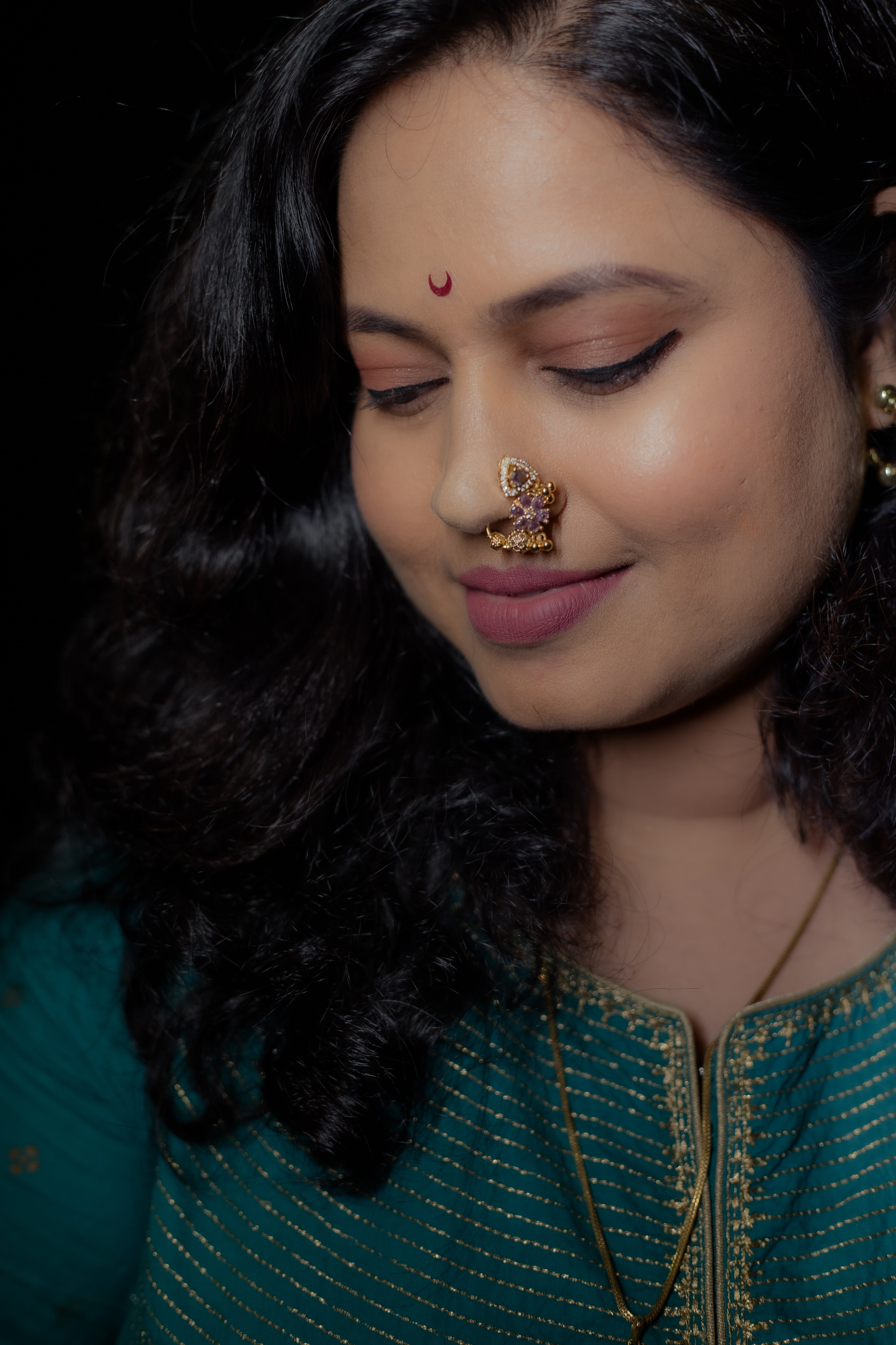 Floral Triangle Nosepin